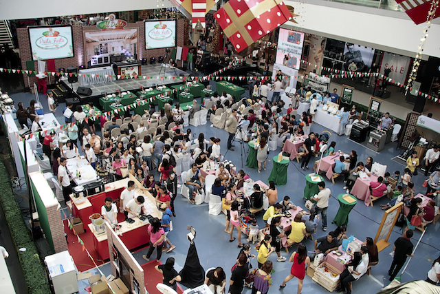 SM Mall of Asia, Main Mall Atrium