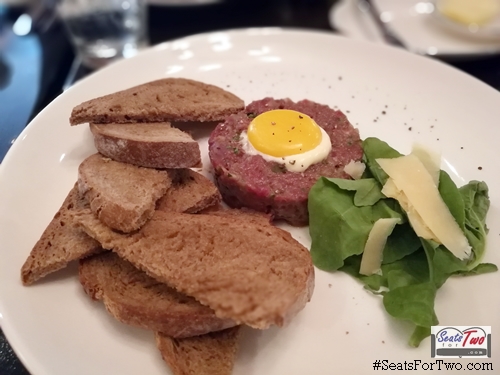 Traditional beef tartare