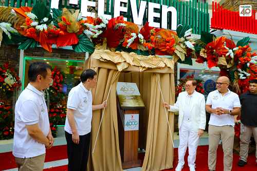 7-Eleven Opens 4000th Store