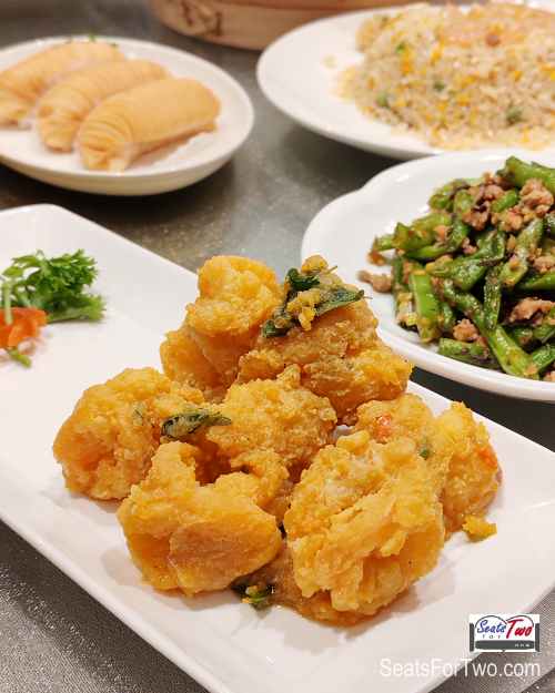 Crispy-fried Crystal Prawns tossed with Salted Egg Yolk
