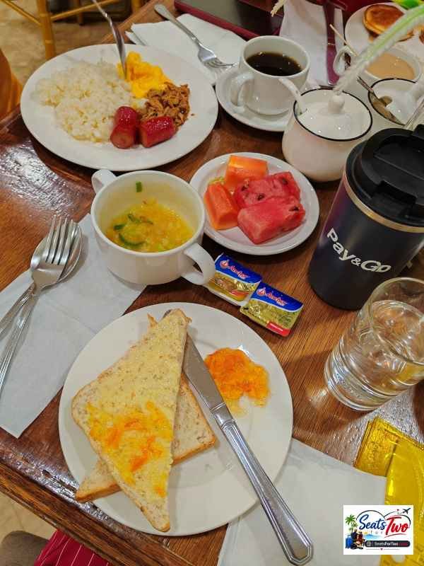 Breakfast at Bayview Park Hotel